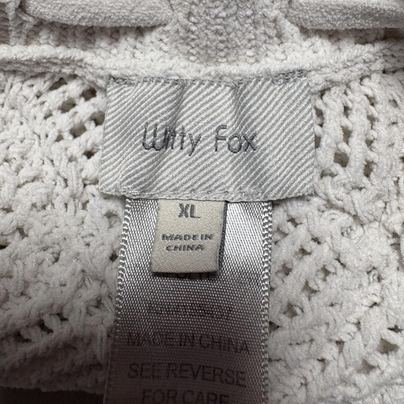 Witty Fox Low Rise White and Cream Crochet Mini Cover Up Skirt - Picture 4 of 6